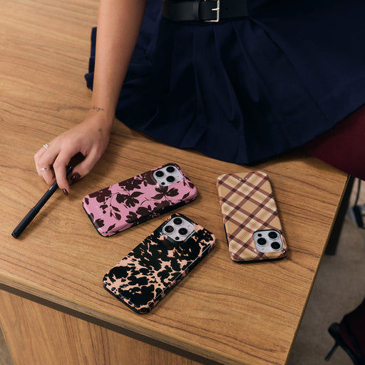 Betty - iPhone 12 Mini Case 14