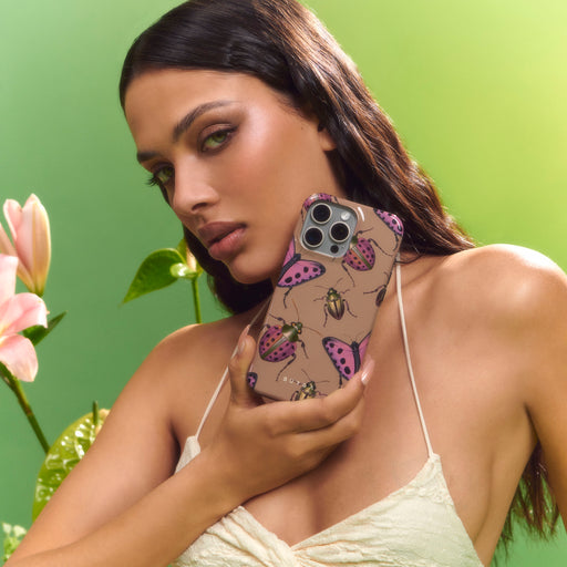 Runaway - iPhone 15 Pro Case 25