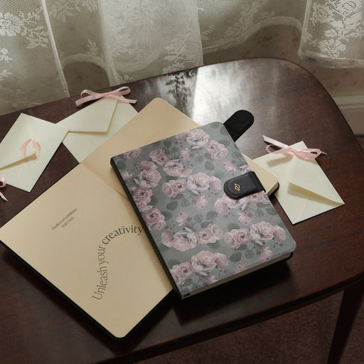 Vintage Glamour - Notebook 17