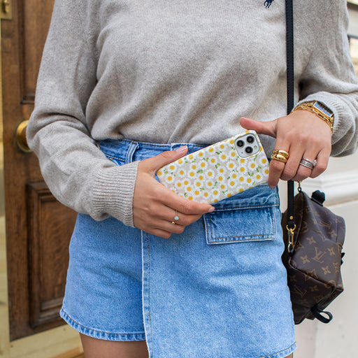 Pure Bliss - Daisy iPhone 13 Pro Case 28